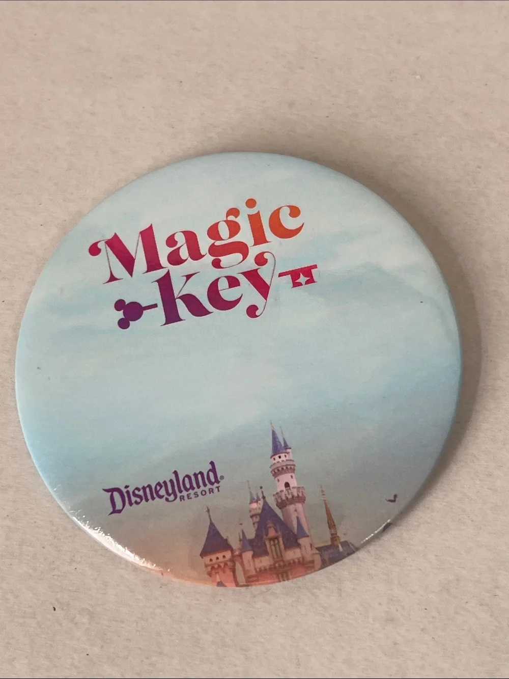 NWT Disney Magic Key Welcome Set - 2021